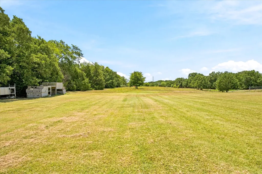 13345 Fm1391 Kemp TX 75143