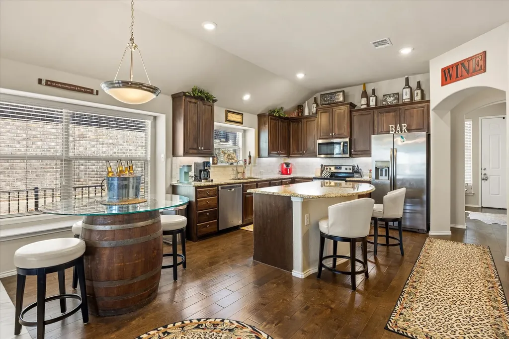 2524 Hadley Street Weatherford TX 76087