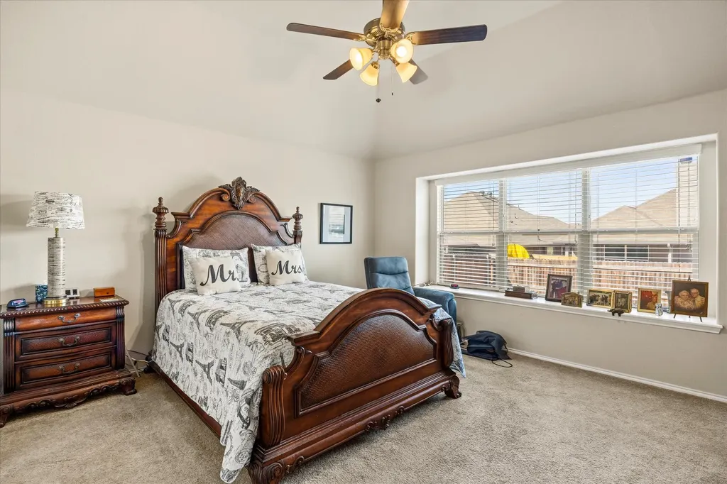 2524 Hadley Street Weatherford TX 76087
