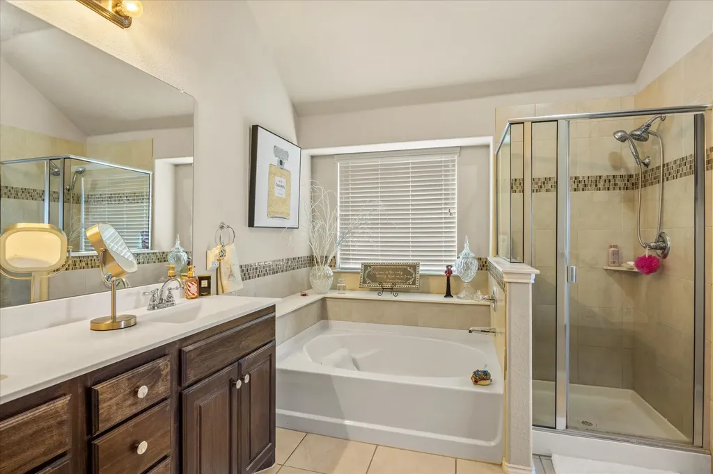 2524 Hadley Street Weatherford TX 76087