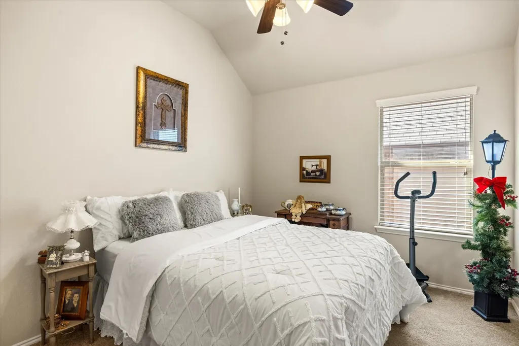 2524 Hadley Street Weatherford TX 76087