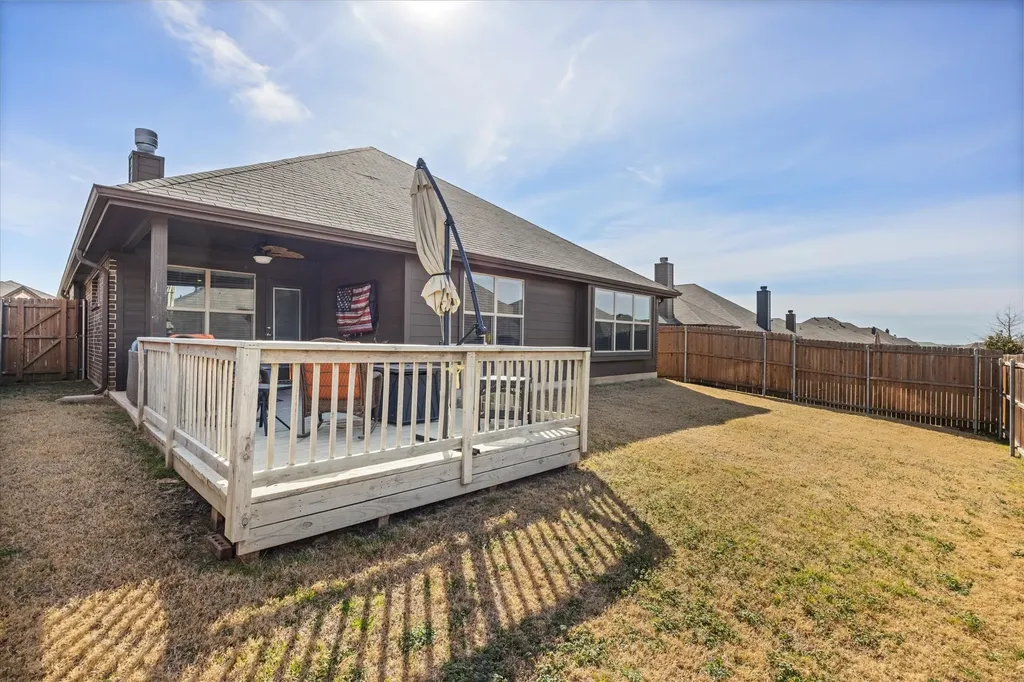 2524 Hadley Street Weatherford TX 76087