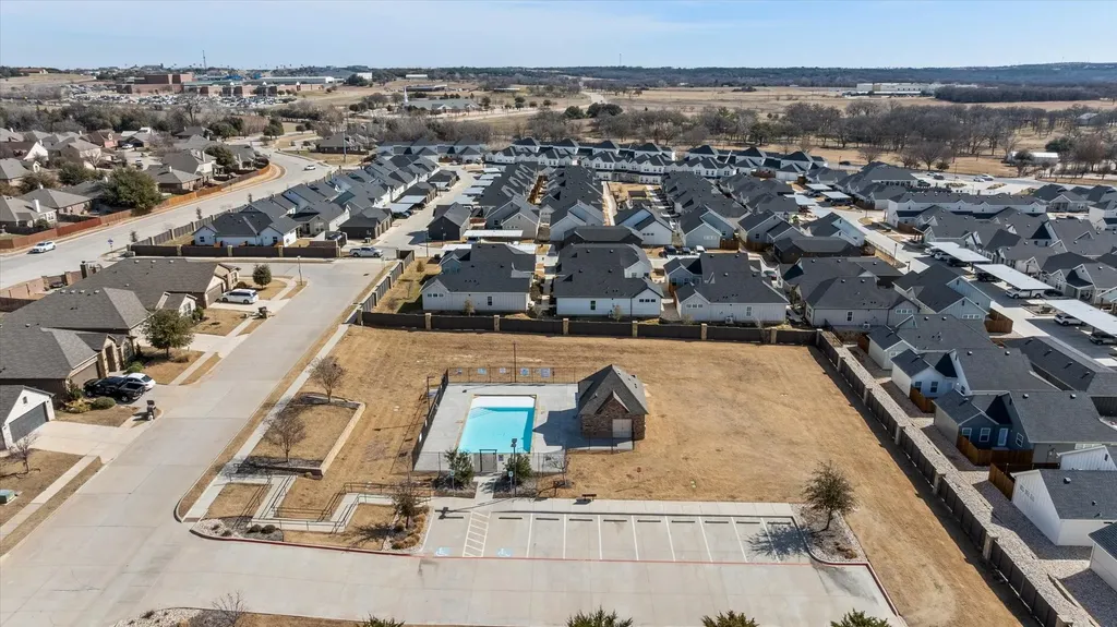 2524 Hadley Street Weatherford TX 76087
