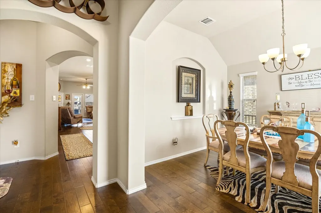 2524 Hadley Street Weatherford TX 76087