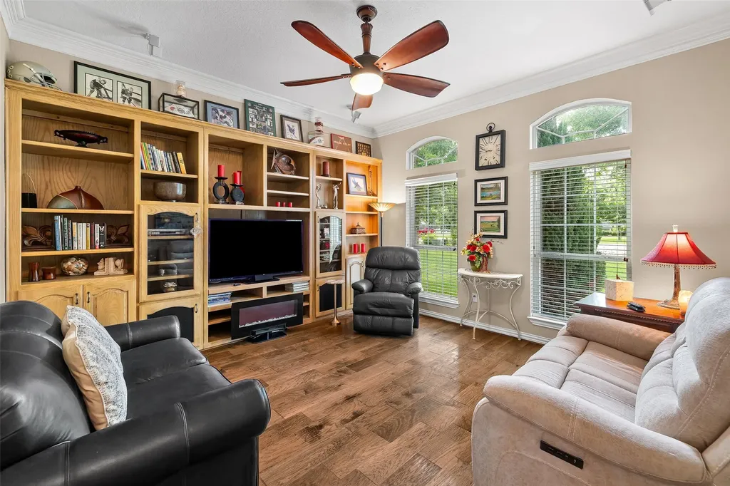 5612 Equestrian Court Granbury TX 76049