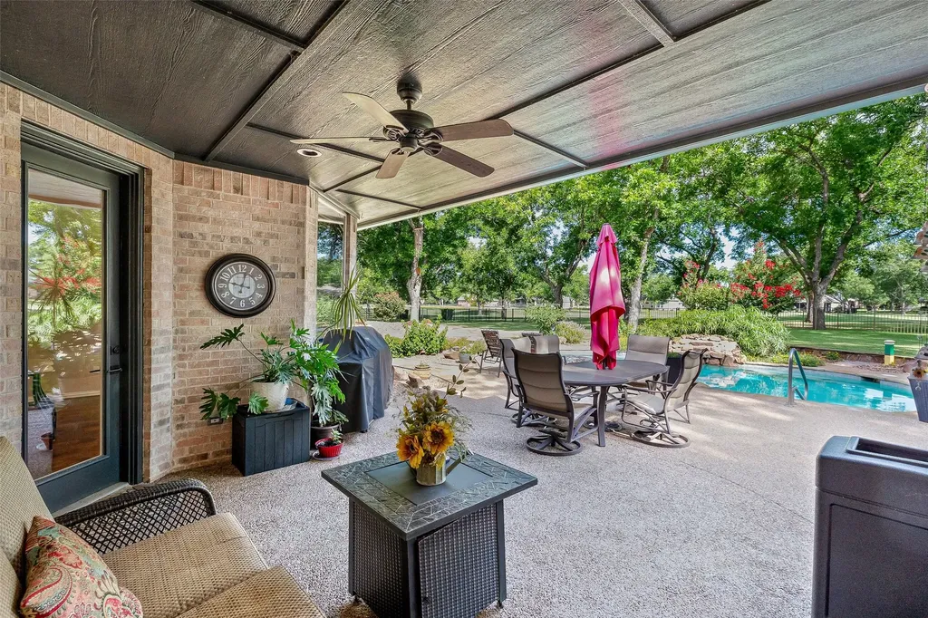 5612 Equestrian Court Granbury TX 76049