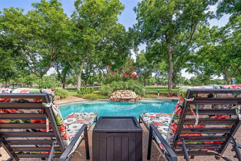 5612 Equestrian Court Granbury TX 76049