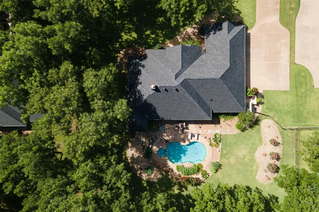 5612 Equestrian Court Granbury TX 76049