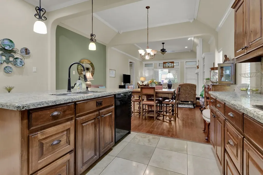 110 Timber Creek Court Lindale TX 75771