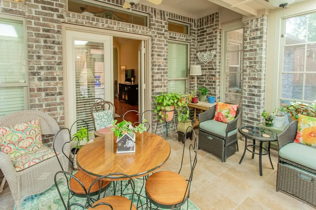 110 Timber Creek Court Lindale TX 75771
