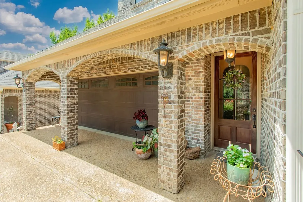 110 Timber Creek Court Lindale TX 75771