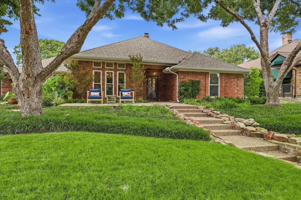732 Meadowlark Lane Coppell TX 75019