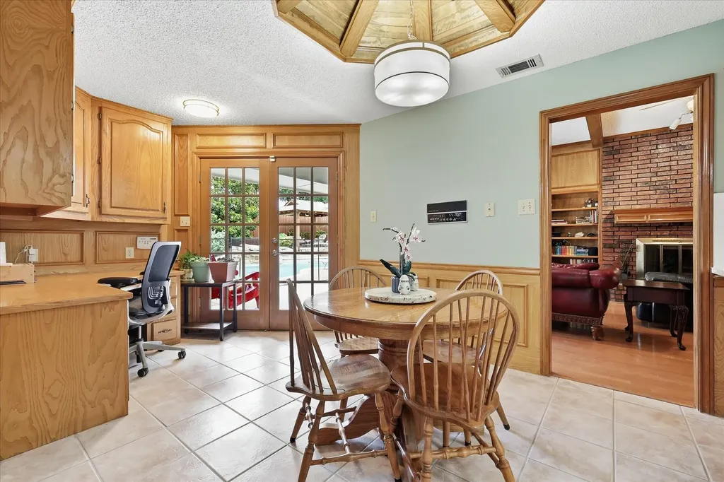 732 Meadowlark Lane Coppell TX 75019