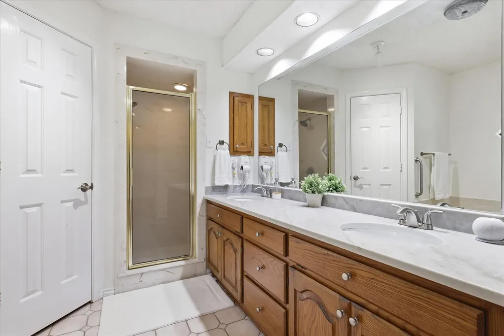 732 Meadowlark Lane Coppell TX 75019
