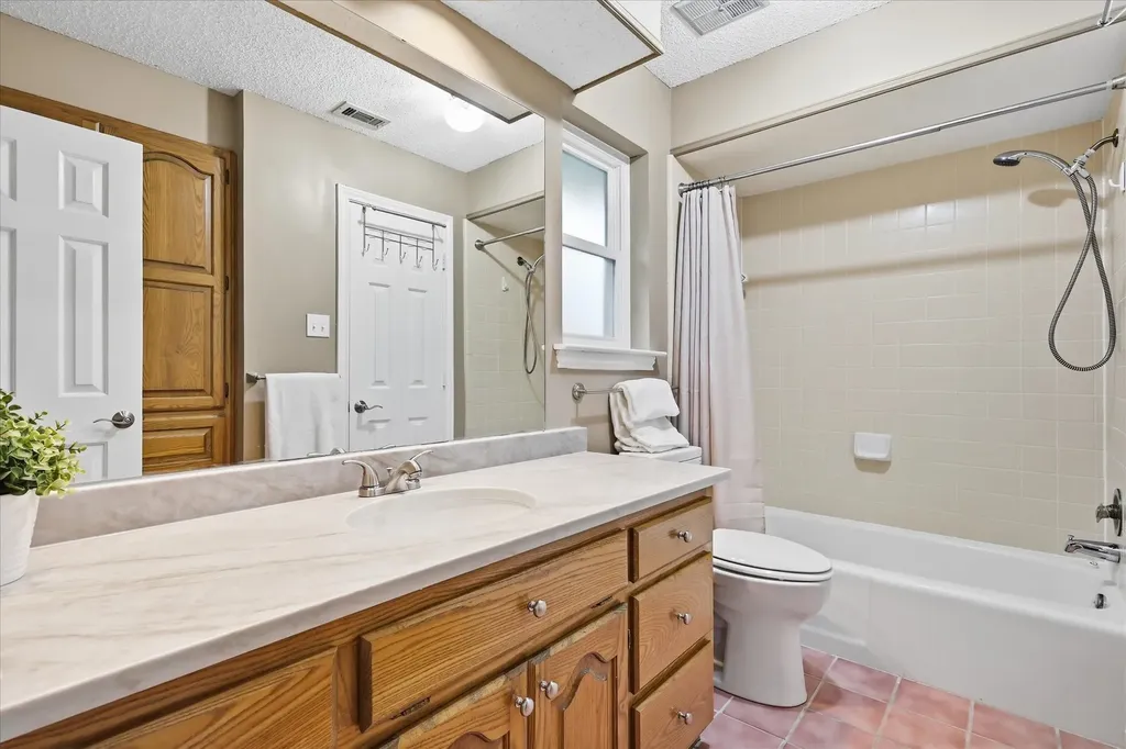 732 Meadowlark Lane Coppell TX 75019