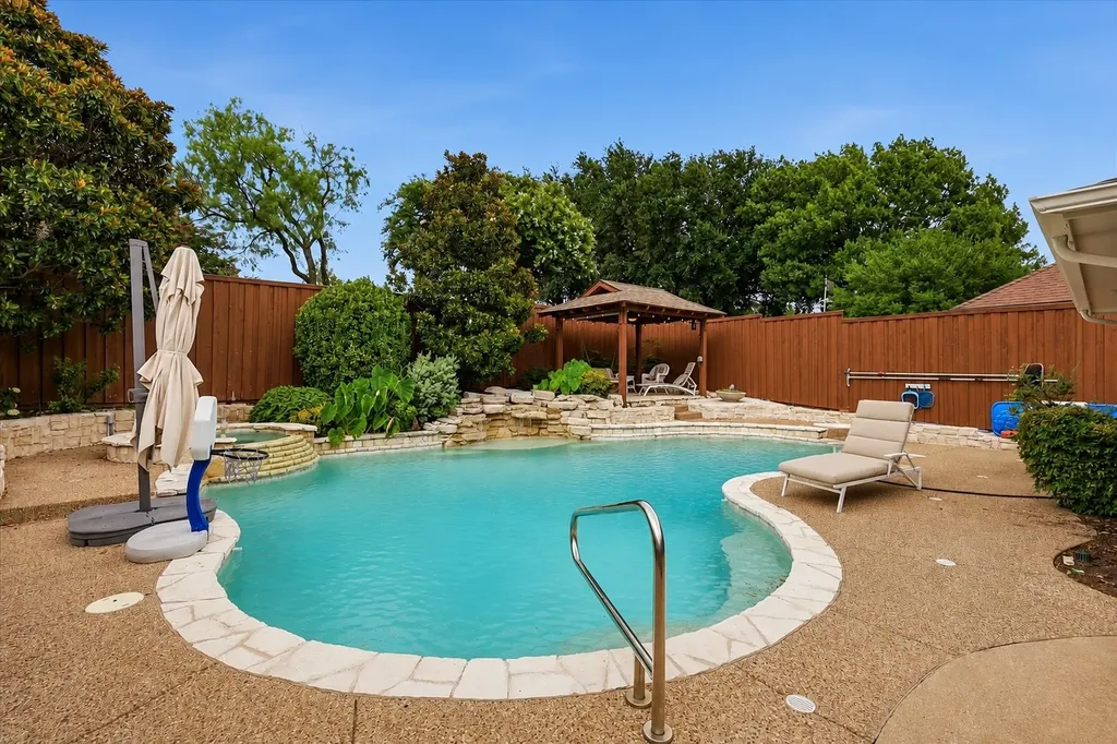 732 Meadowlark Lane Coppell TX 75019