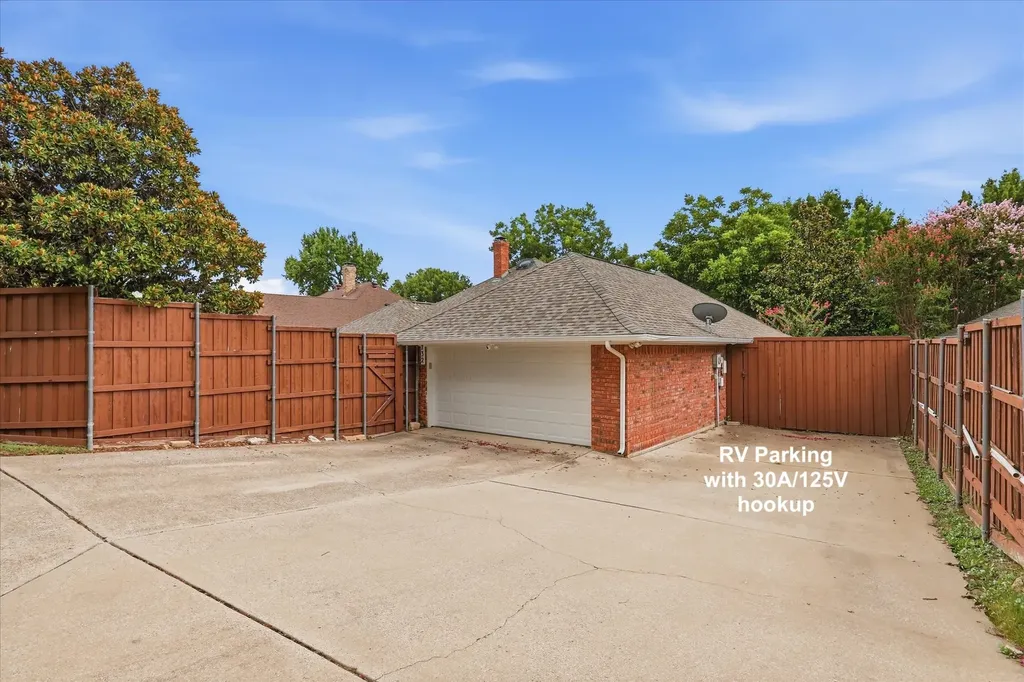 732 Meadowlark Lane Coppell TX 75019