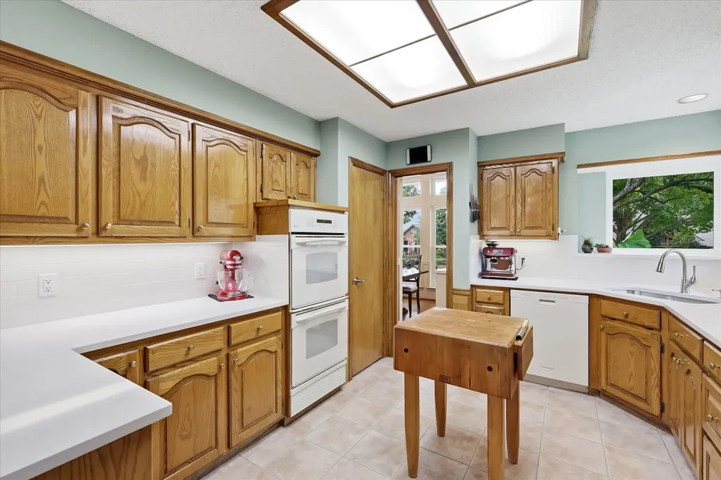 732 Meadowlark Lane Coppell TX 75019