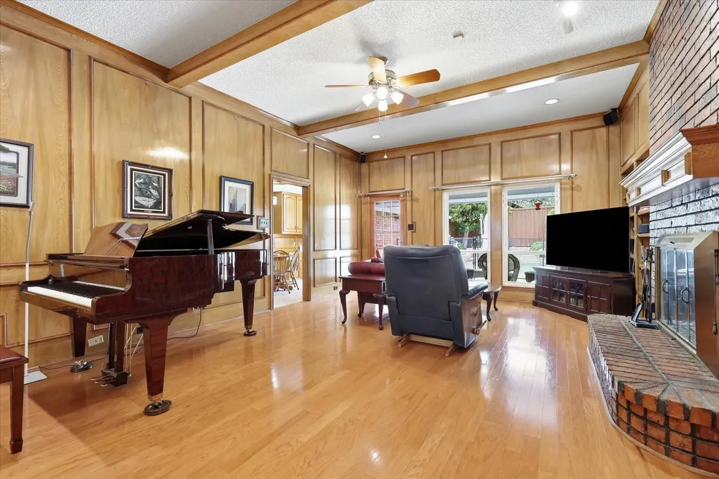 732 Meadowlark Lane Coppell TX 75019