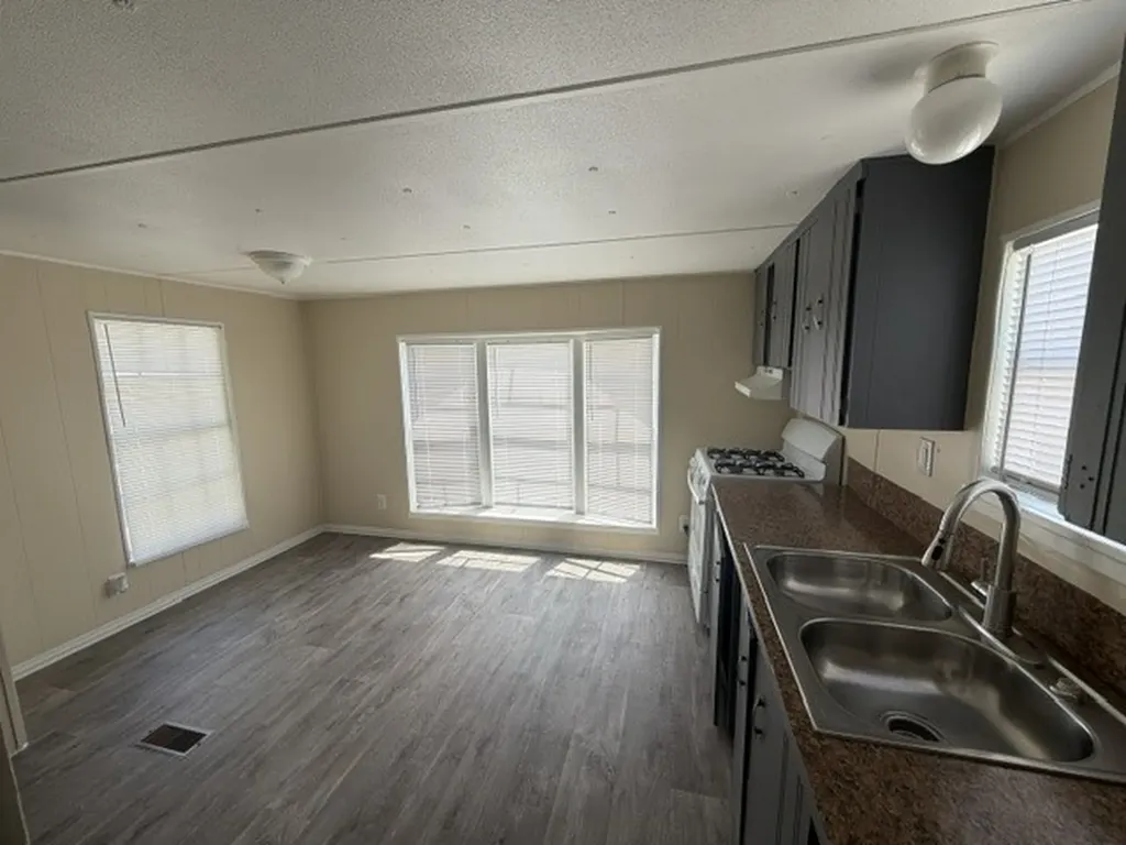 1620 E Reno Road Reno TX 76020
