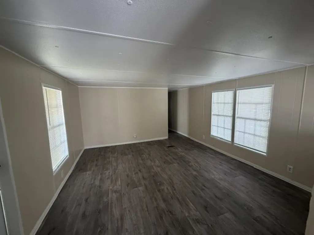 1620 E Reno Road Reno TX 76020