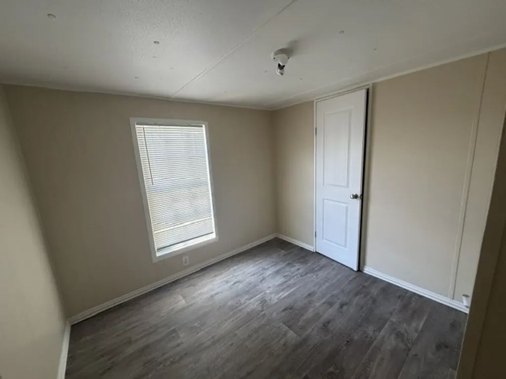 1620 E Reno Road Reno TX 76020