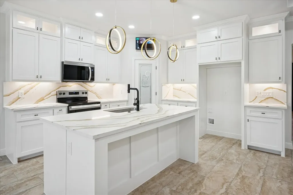 208 Driftwood Drive Trinidad TX 75163