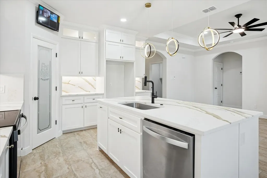 208 Driftwood Drive Trinidad TX 75163