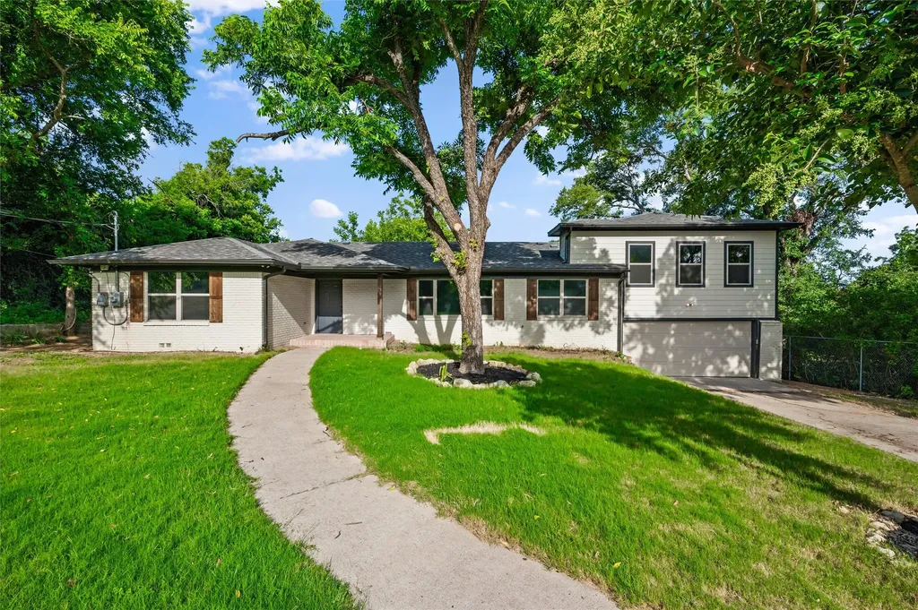 3824 S Timberline Drive Fort Worth TX 76119