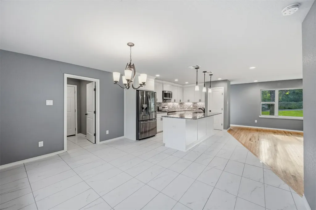 3824 S Timberline Drive Fort Worth TX 76119