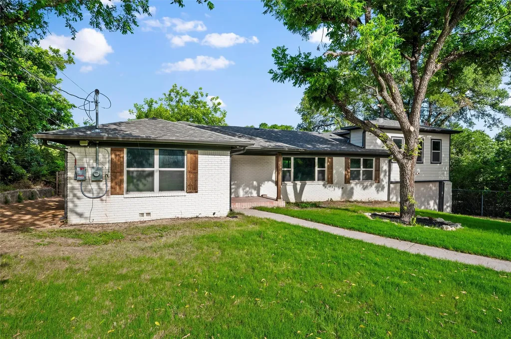 3824 S Timberline Drive Fort Worth TX 76119