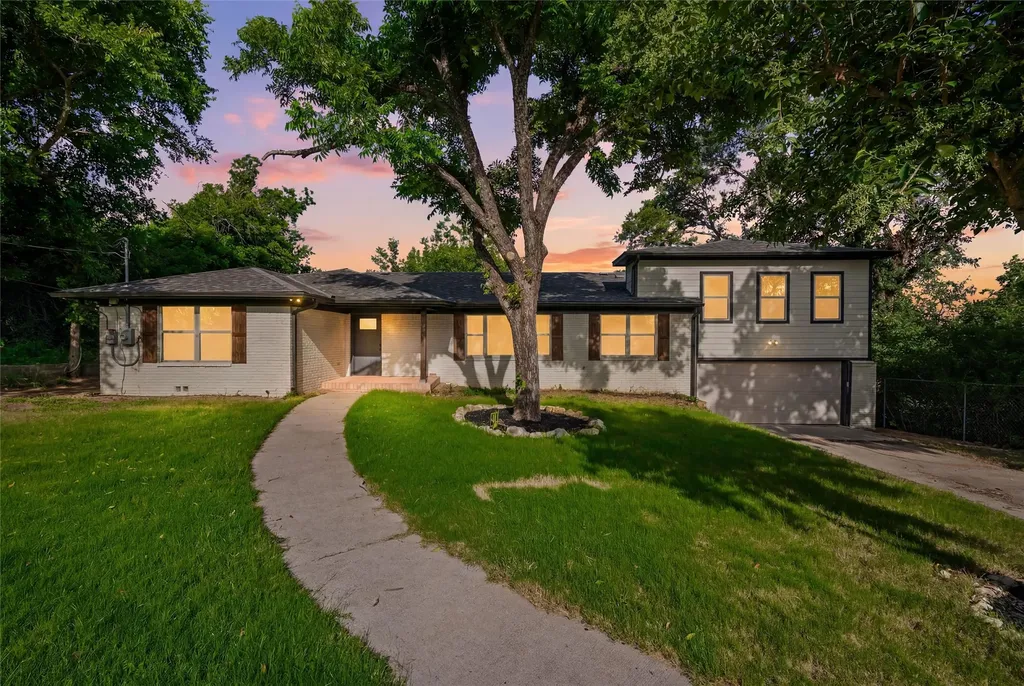 3824 S Timberline Drive Fort Worth TX 76119