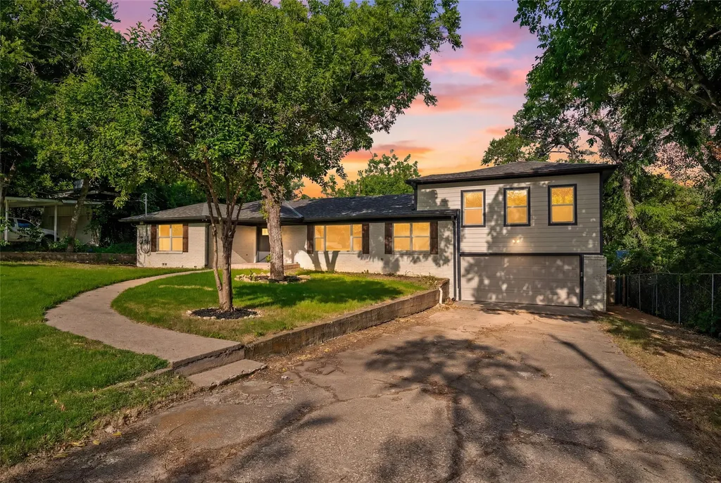 3824 S Timberline Drive Fort Worth TX 76119