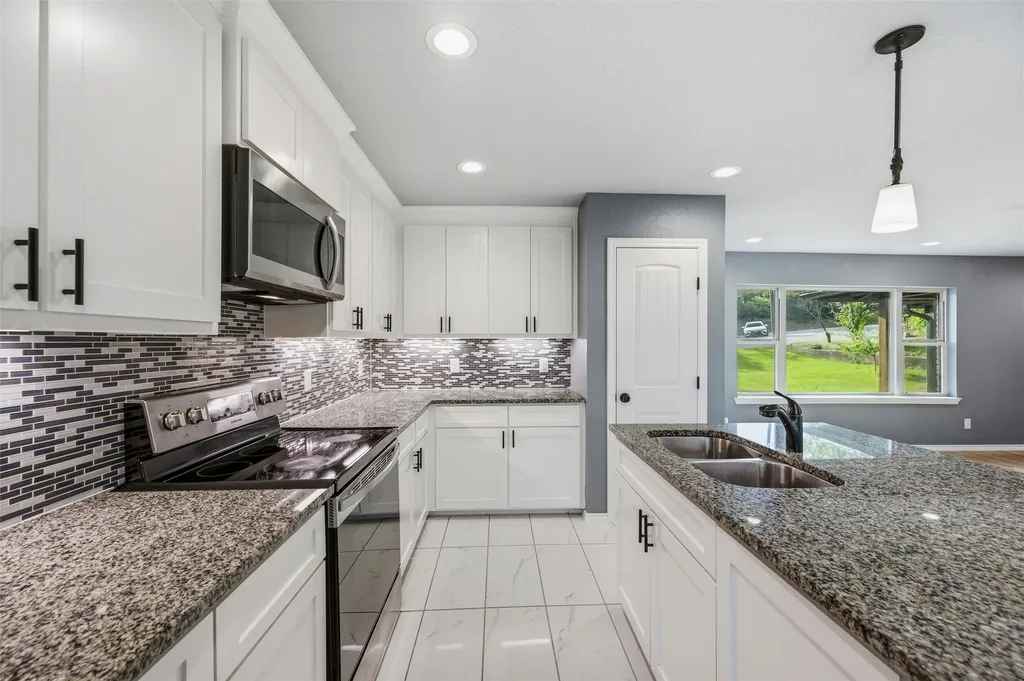 3824 S Timberline Drive Fort Worth TX 76119