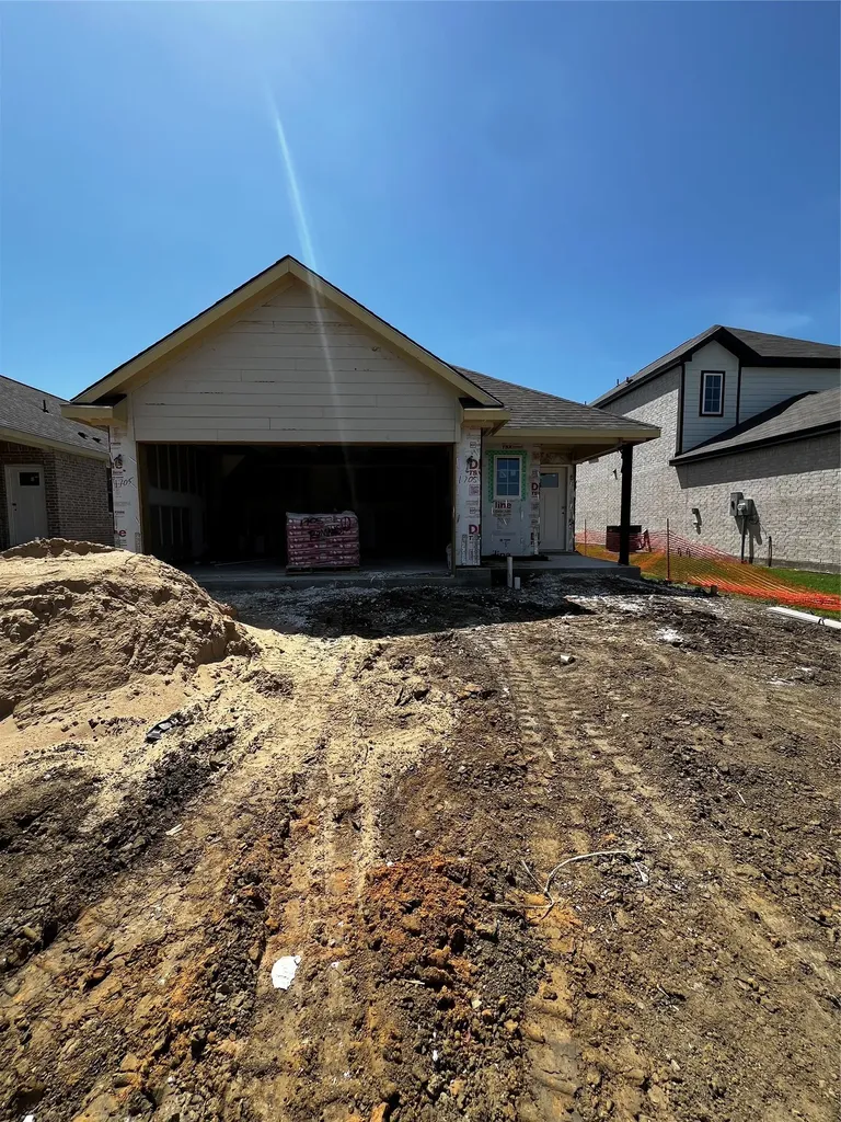 1705 Romans Road Ennis TX 75119