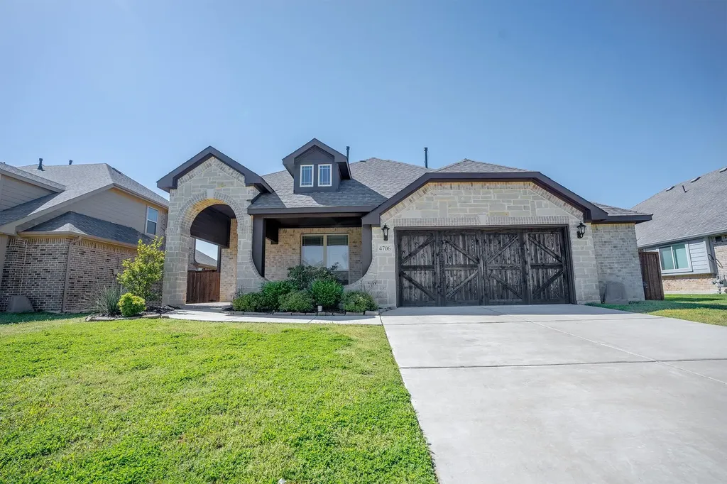 4706 Belladonna Court Mansfield TX 76063