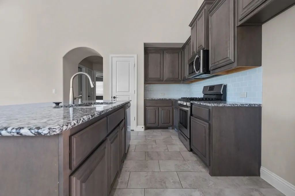 4706 Belladonna Court Mansfield TX 76063