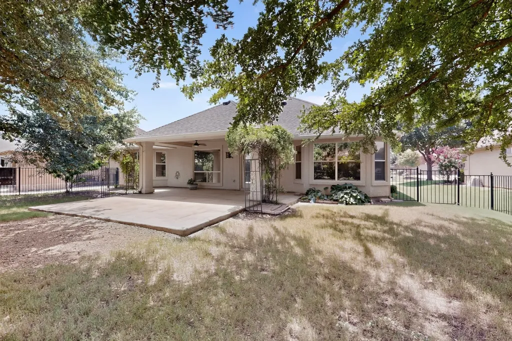 9516 Grandview Drive Denton TX 76207