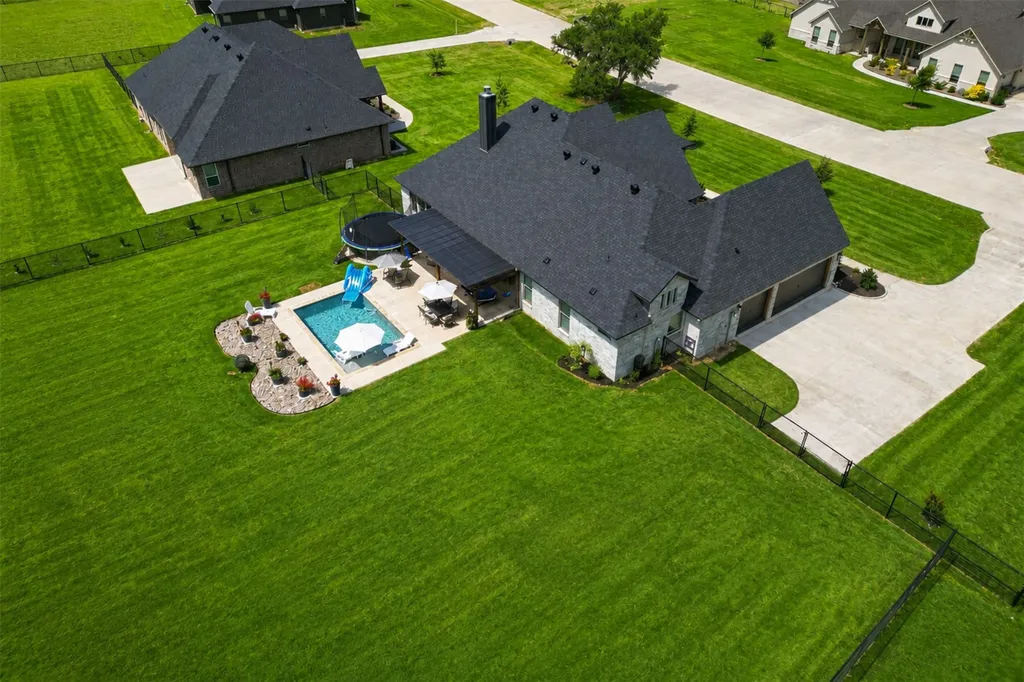 1313 Green Ridge Road Weatherford TX 76085