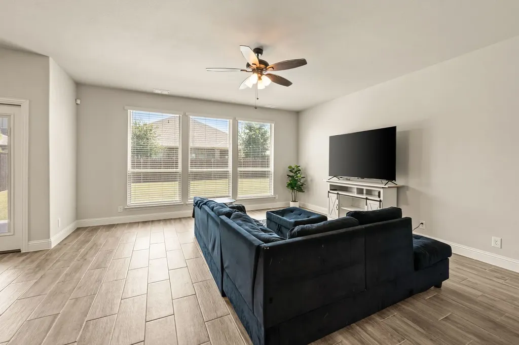 2619 Loxley Drive Mansfield TX 76084
