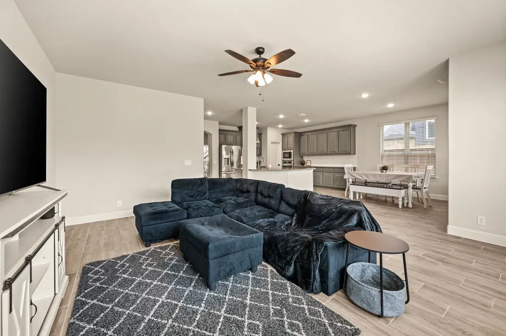 2619 Loxley Drive Mansfield TX 76084