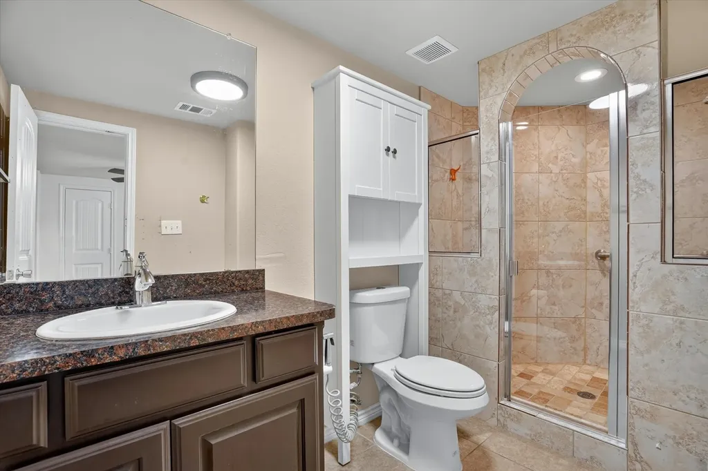 3813 N Eugene Court Irving TX 75062