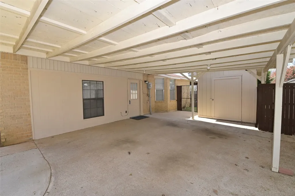 112 Forestwood Drive Corinth TX 76210
