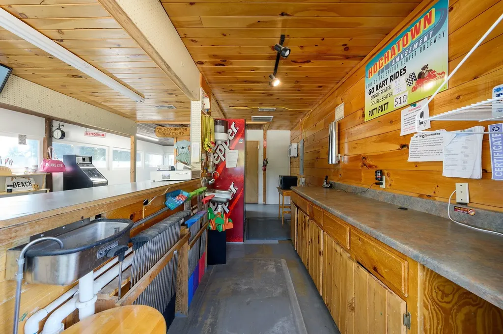 6659 N Highway 259 Broken Bow OK 74728