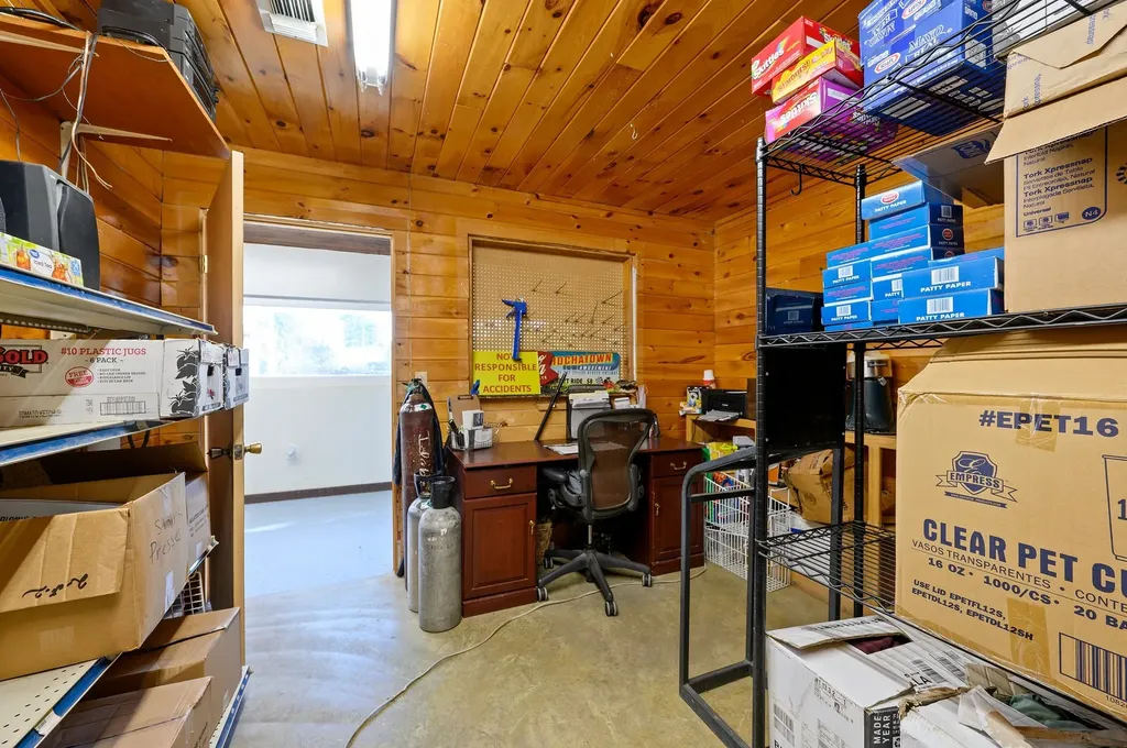 6659 N Highway 259 Broken Bow OK 74728