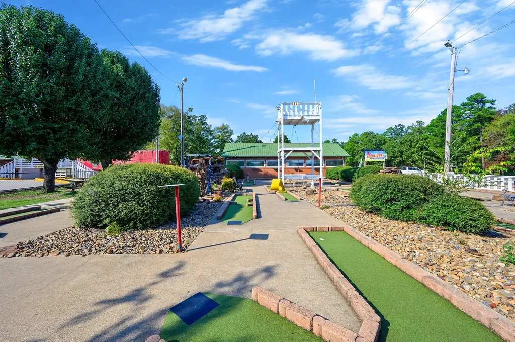 6659 N Highway 259 Broken Bow OK 74728