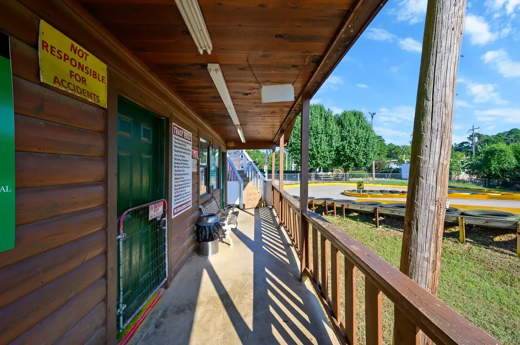 6659 N Highway 259 Broken Bow OK 74728