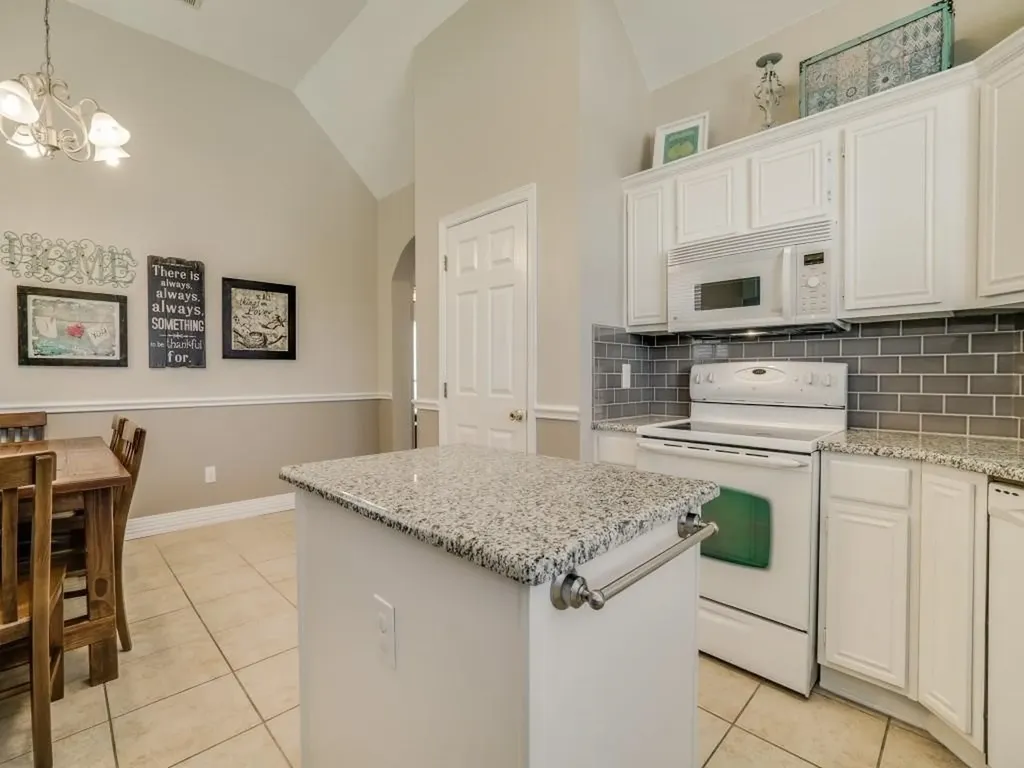 18108 Justice Lane Dallas TX 75287