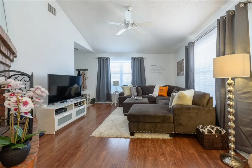 7825 Cardinal Court North Richland Hills TX 76180