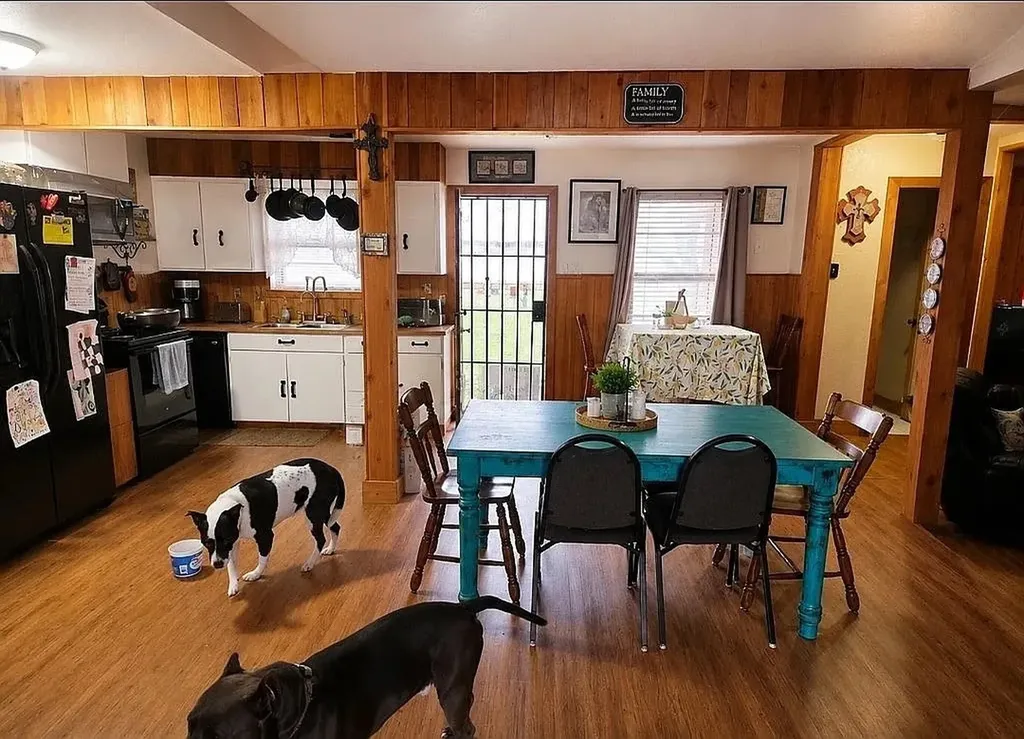 4378 Old Fort Worth Road Midlothian TX 76065